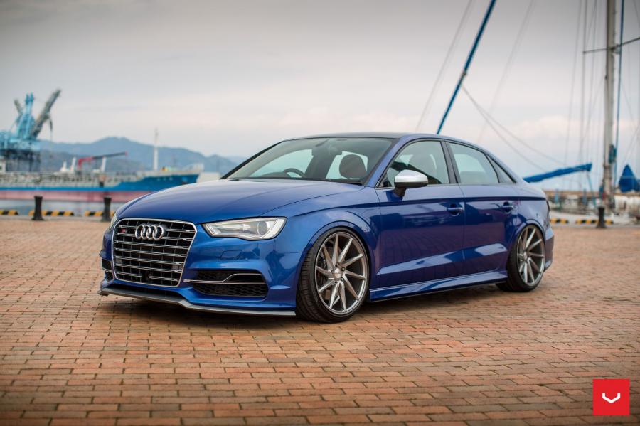  Audi S3 Sedan on Vossen Wheels (CVT) 2017 года  (фото 1 из 19)